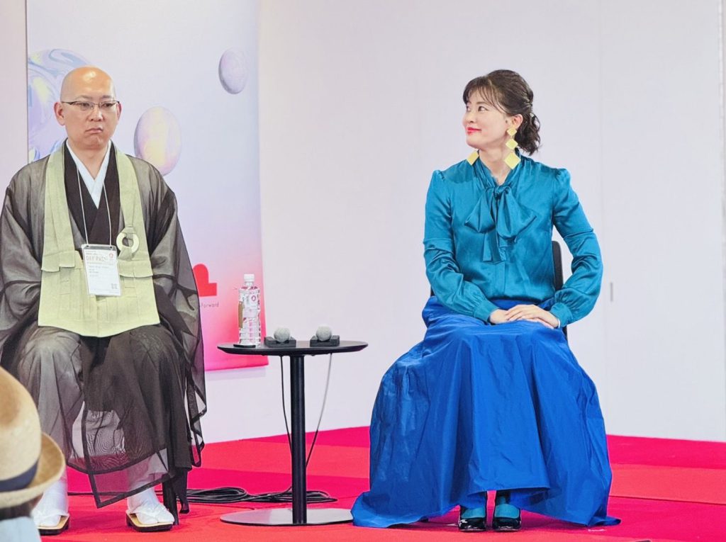 EXPO2025 大阪・関西万博 inochiのペイフォワード「いのちの対話Talk 1 あなたはどういう最期を迎えるか？」 / 書家 紫舟(ししゅう)